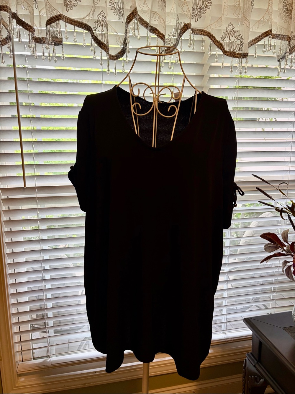 Susan Gravel Liquid Knit black top